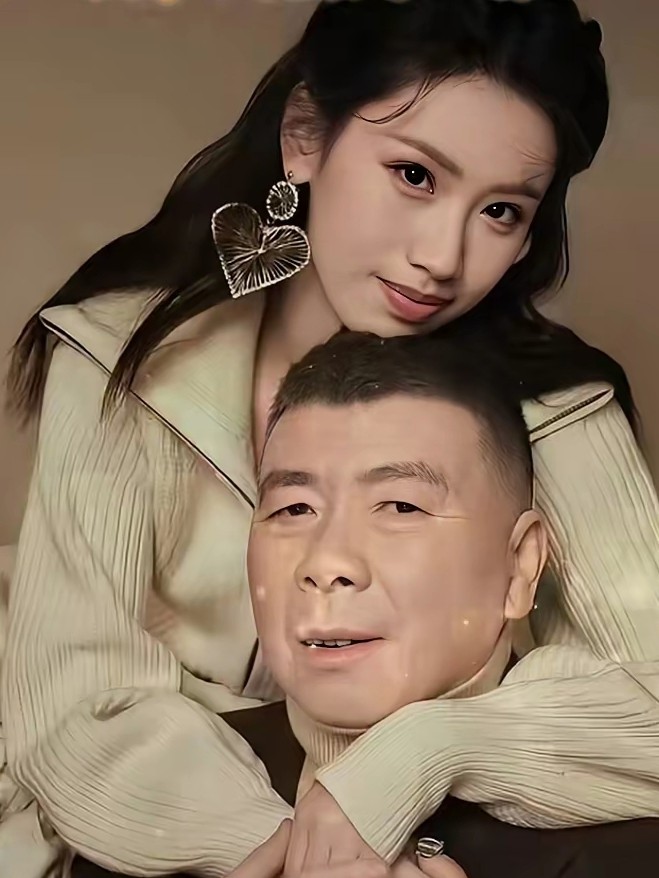 冯小刚女儿逆袭成大美女，冯导竟撞脸“大胖橘”？
